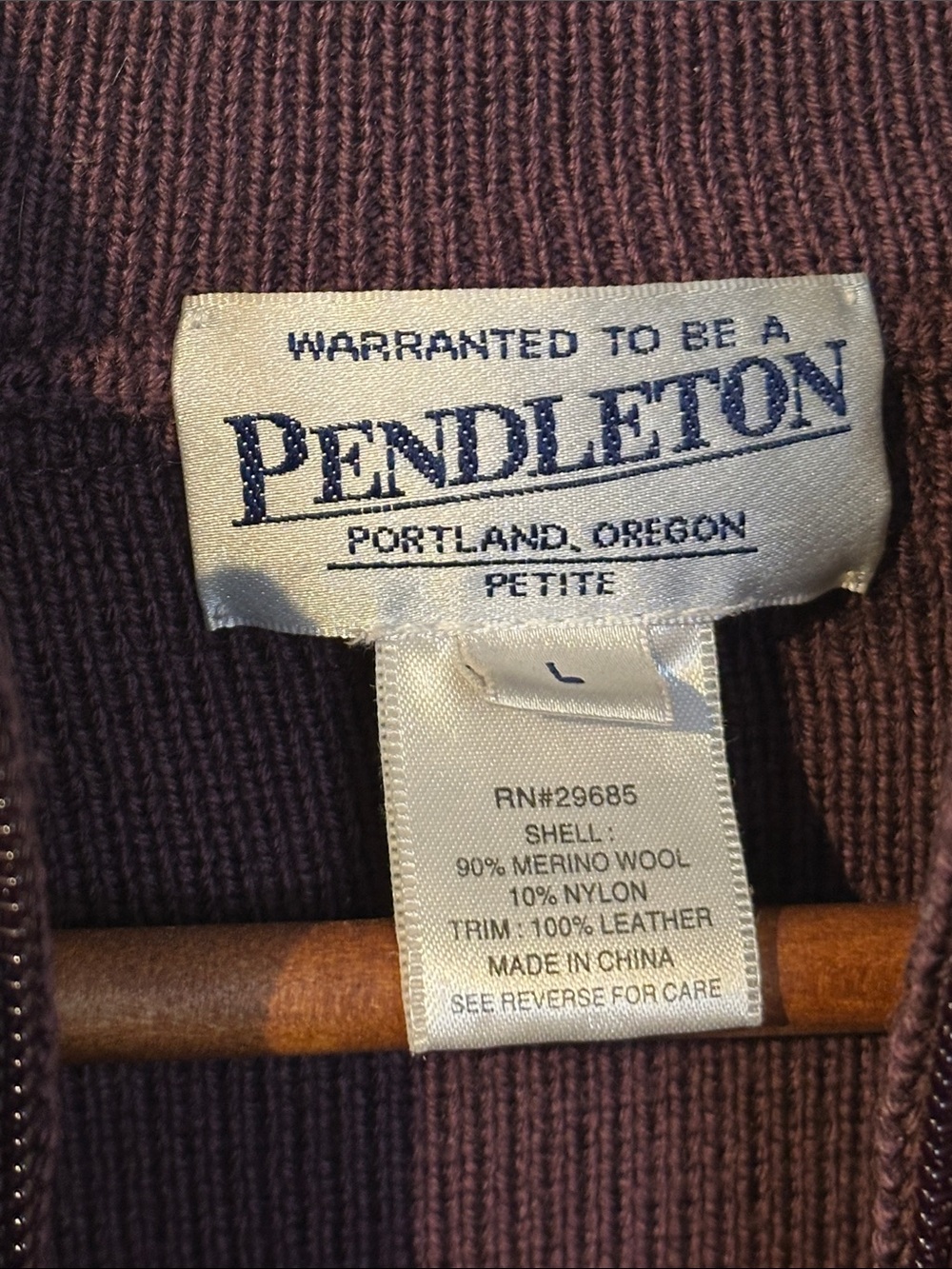 Pendleton Merino wool & leather trim Women's Zip-Front Cardigan in Plum - Picture 4 of 9
